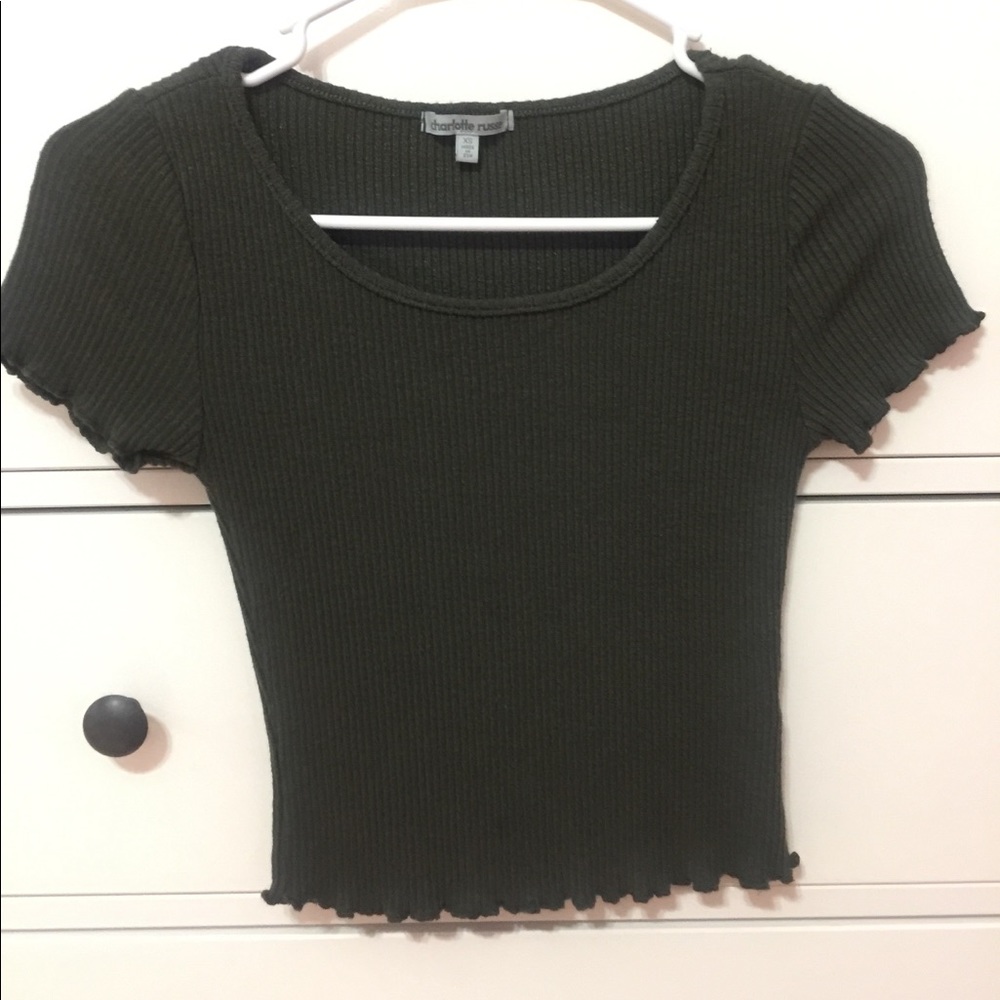Green lettuce end crop top